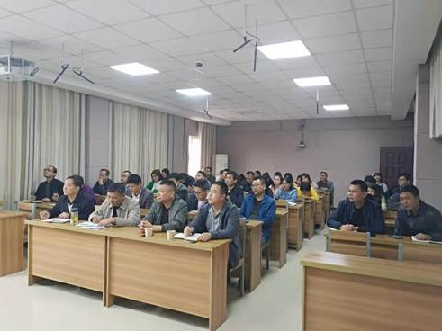 说明: C:\Users\Administrator\Desktop\ea0e44f84d6ea4cea965712eb56f682.jpg